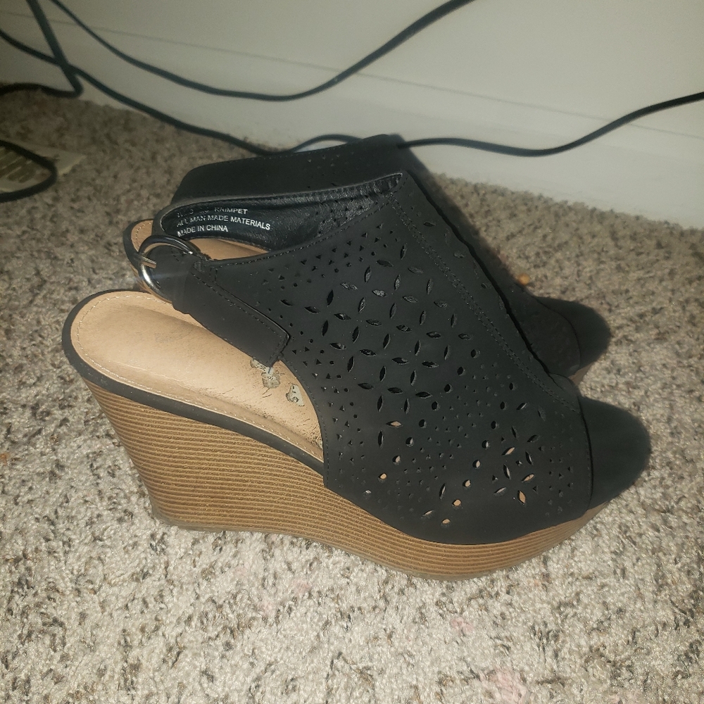 Wedges - Picture 2 of 2